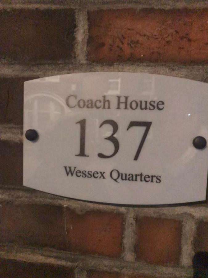 Aparthotel The Coach House Salisbury Exterior foto