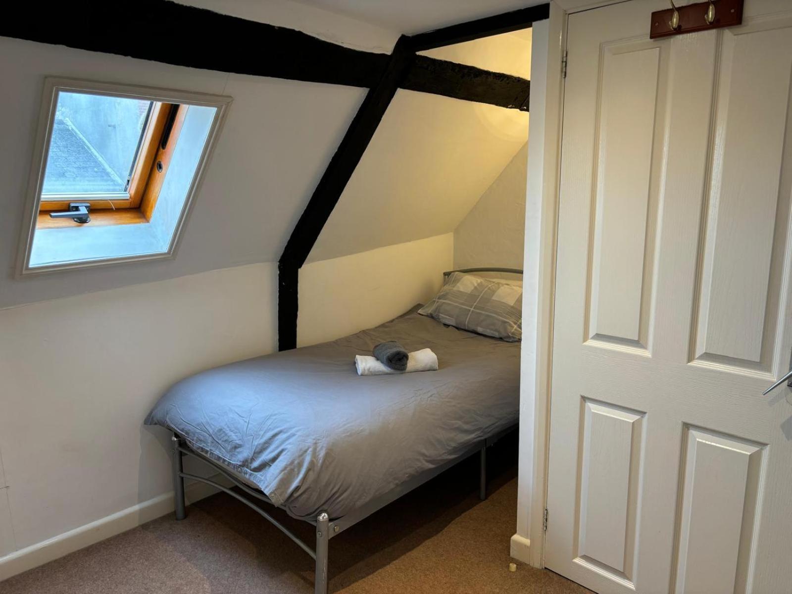 Aparthotel The Coach House Salisbury Exterior foto